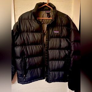Vintage Patagonia puffer jacket.